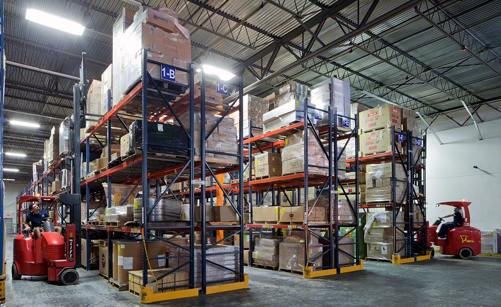 Push back the chaos with Interlake Mecalux pallet racking