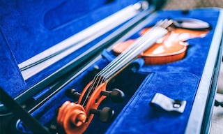 How to store and transport musical instruments